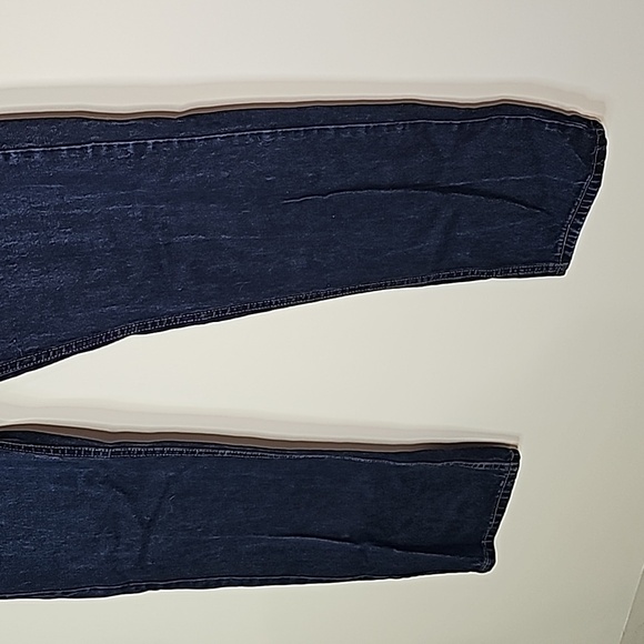Levis 505 dark wash 38x34 straight leg jeans - Picture 3 of 7